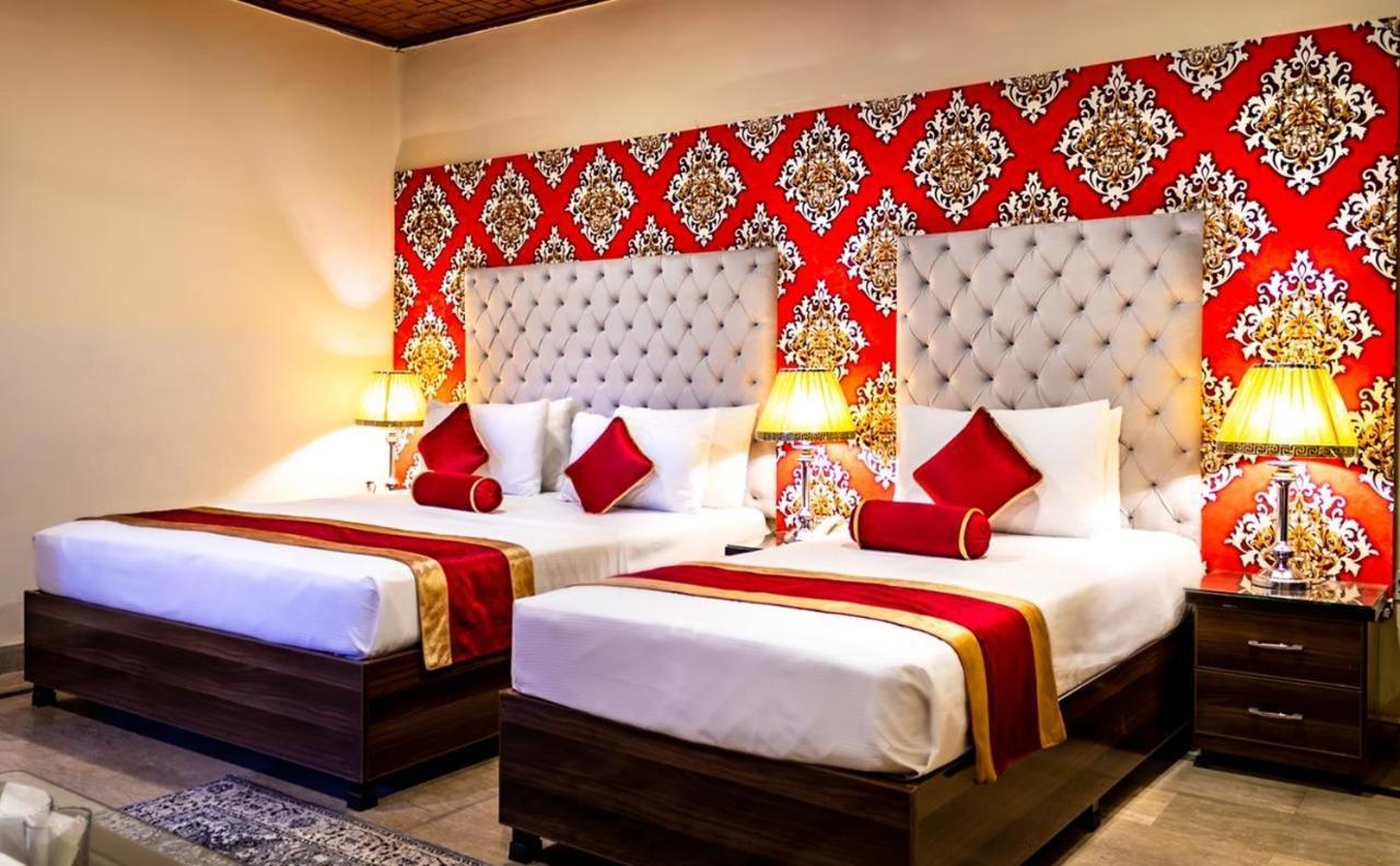 Rose Palace Hotel, Gulberg 拉合尔 外观 照片