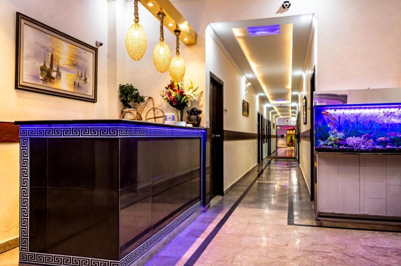 Rose Palace Hotel, Gulberg 拉合尔 外观 照片