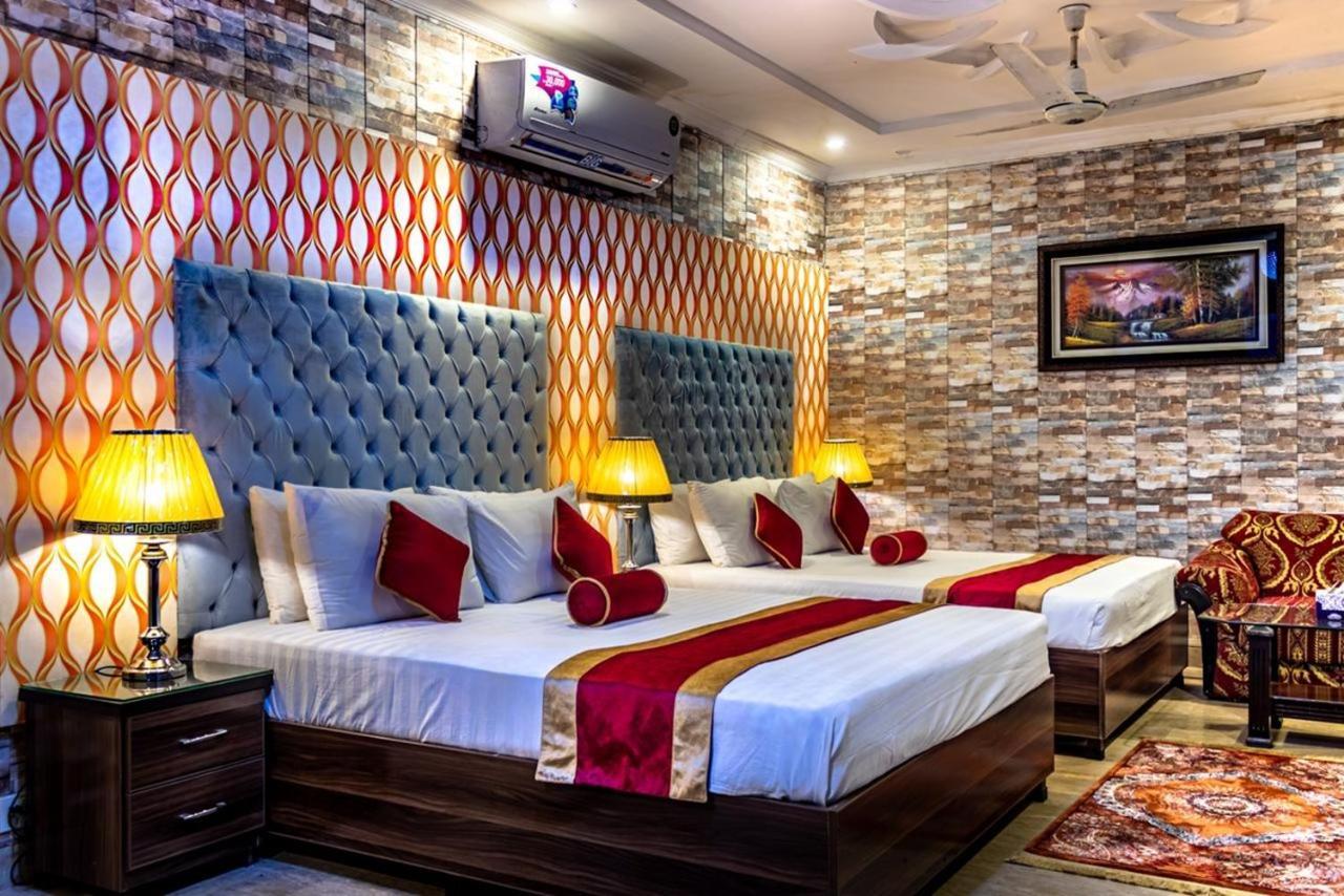 Rose Palace Hotel, Gulberg 拉合尔 外观 照片